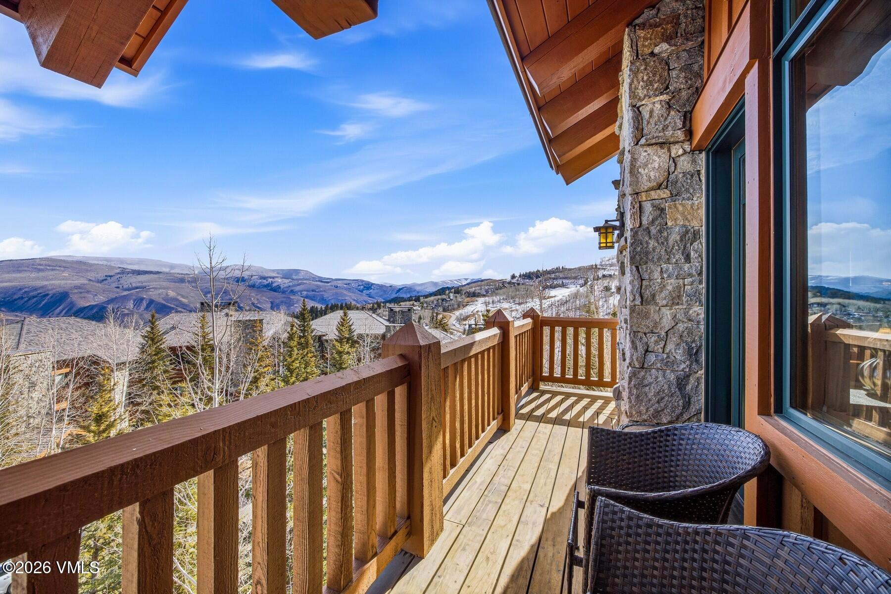 335 Hummingbird Drive B304