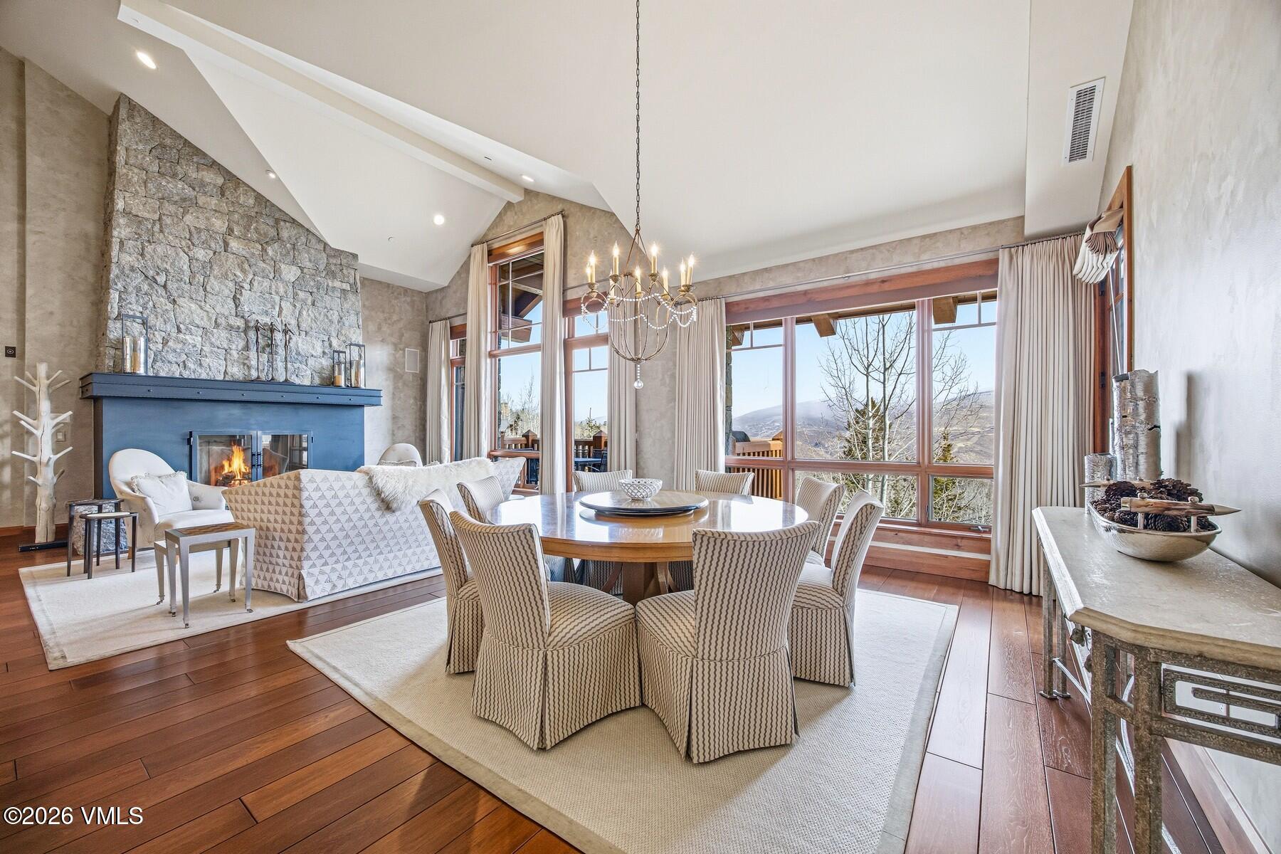 335 Hummingbird Drive B304