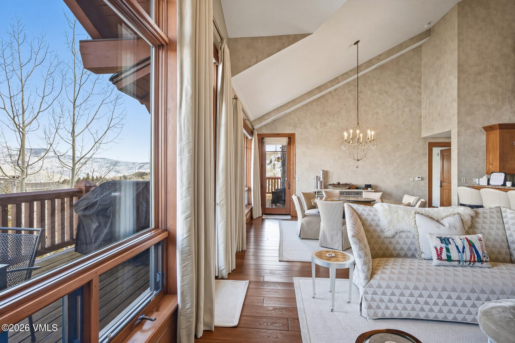 335 Hummingbird Drive B304