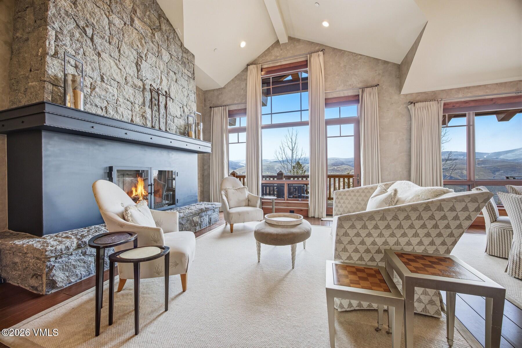 335 Hummingbird Drive B304