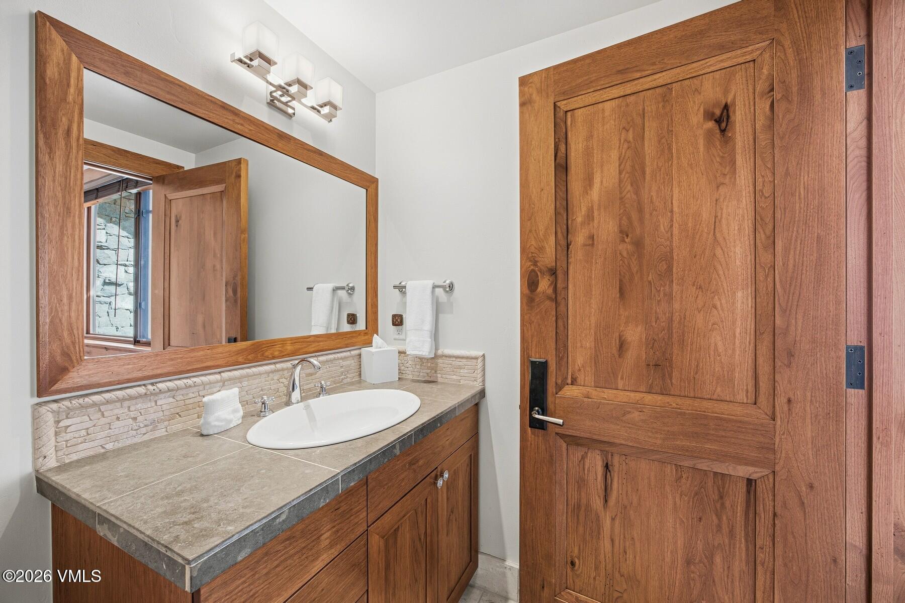 335 Hummingbird Drive B304