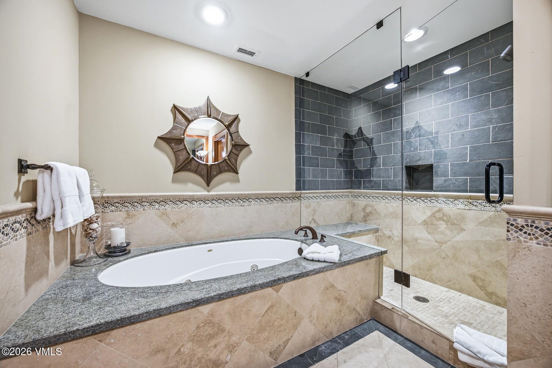 335 Hummingbird Drive B304