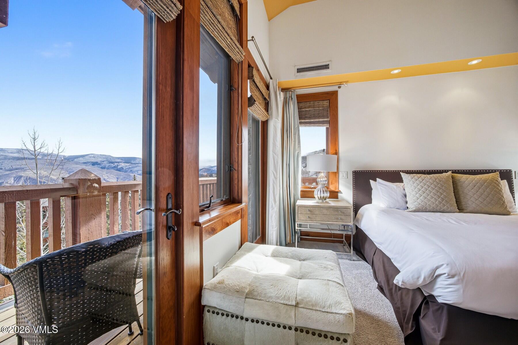 335 Hummingbird Drive B304