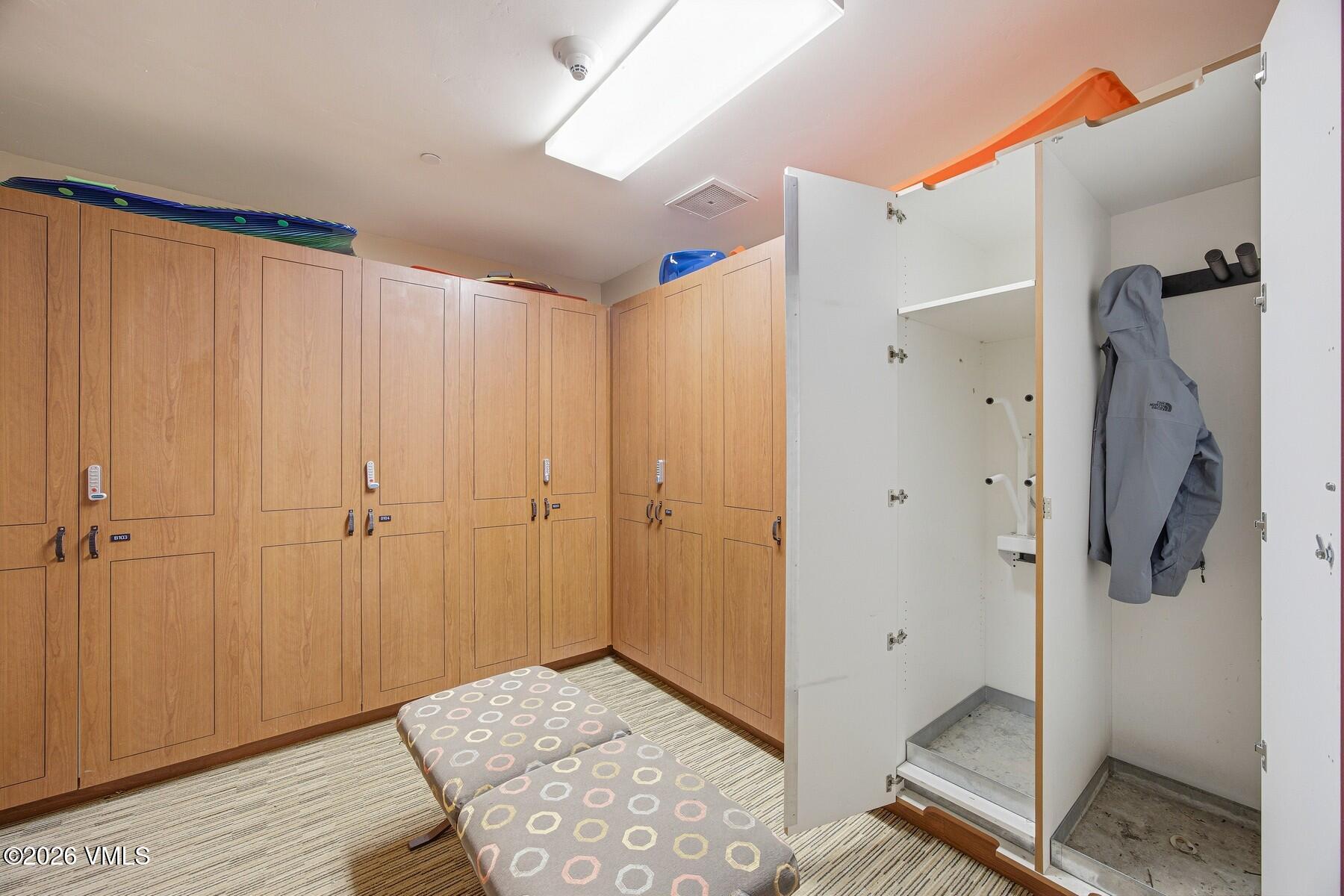 335 Hummingbird Drive B304