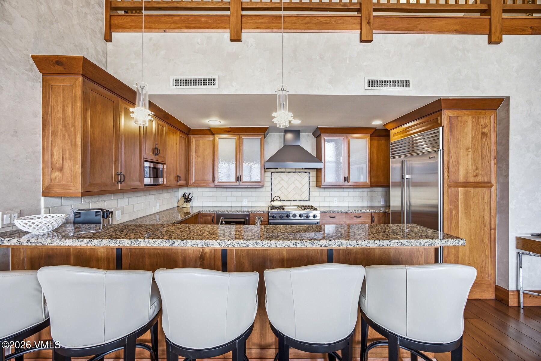 335 Hummingbird Drive B304