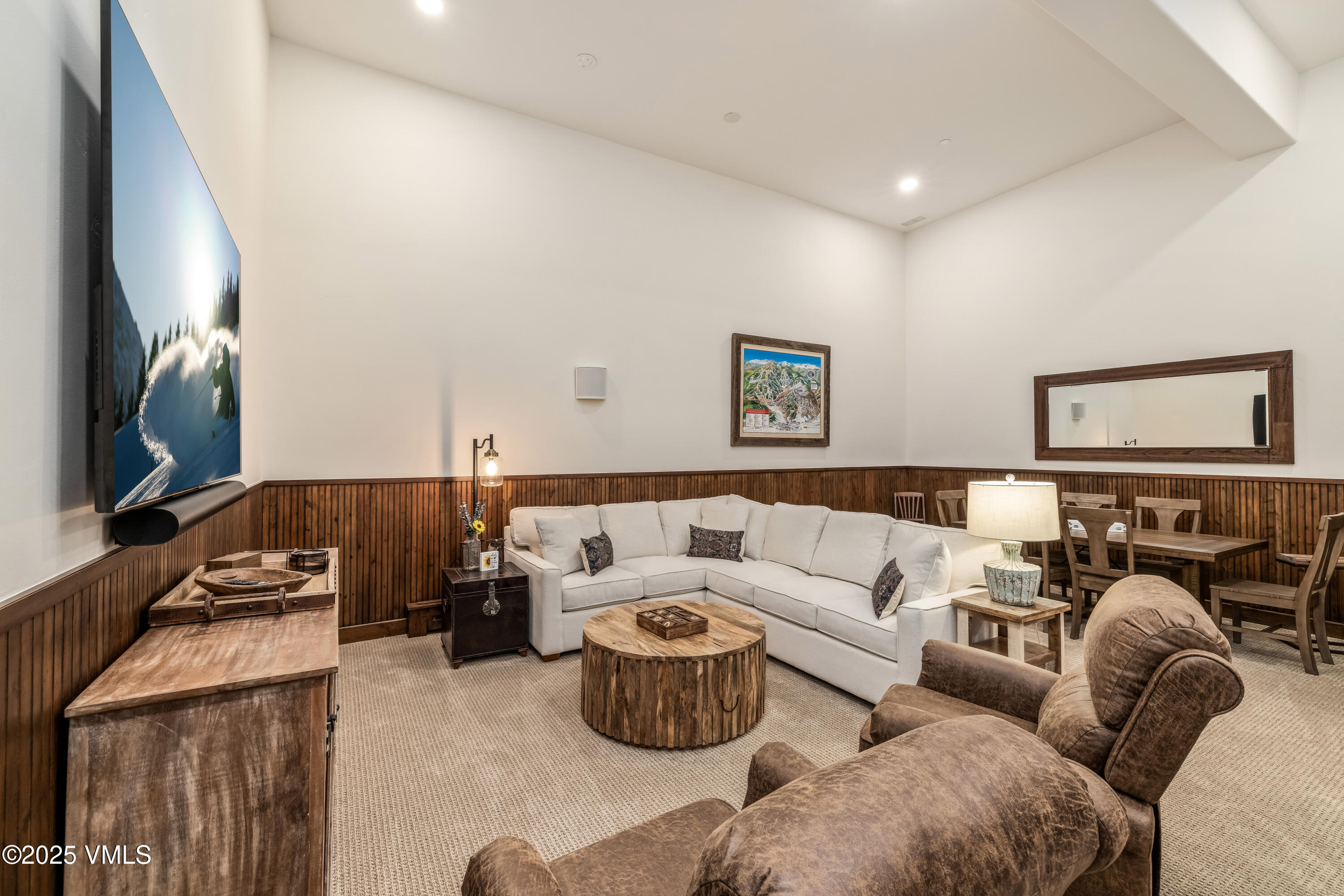 1252 Bachelor Ridge 9