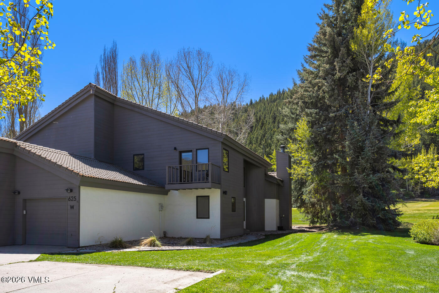 625 Stone Creek Drive # A
