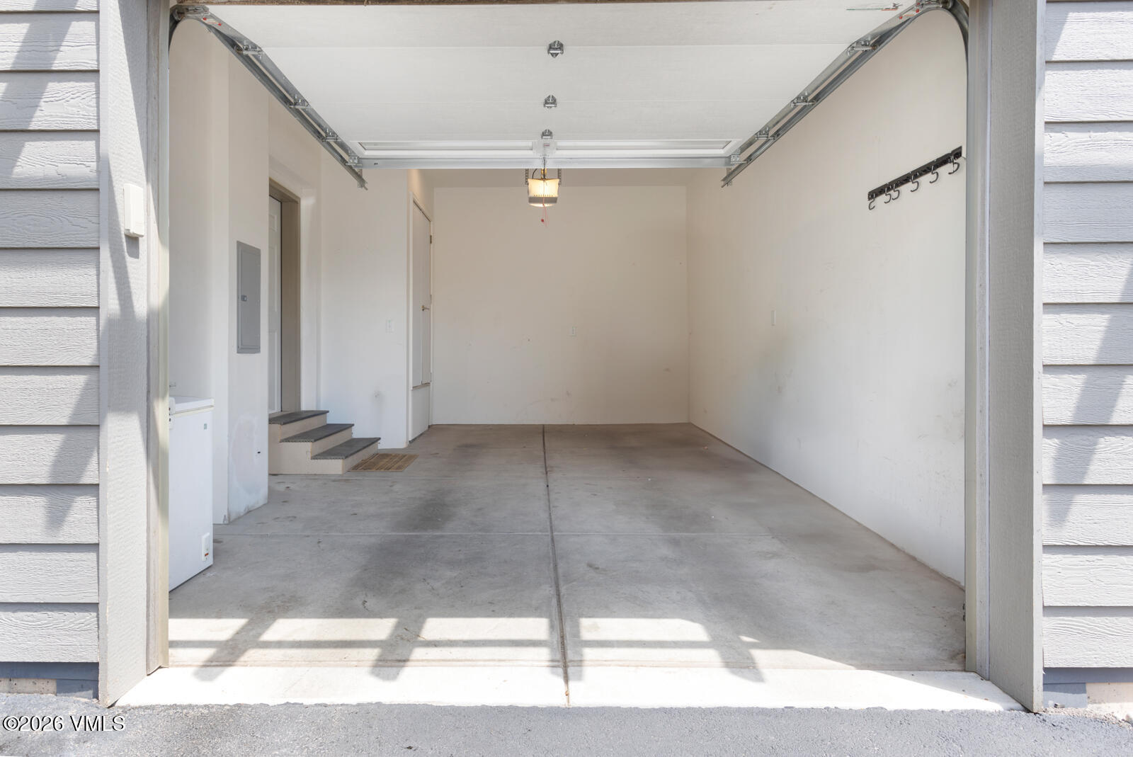 4 Uneva Court B1