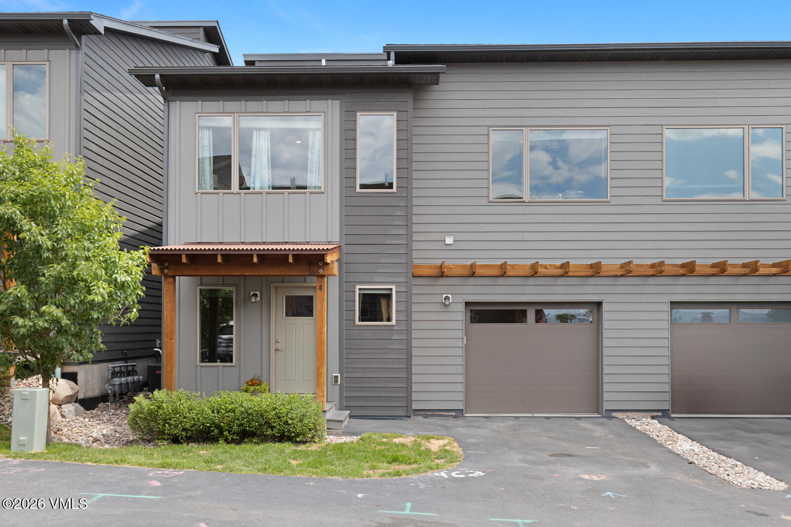 4 Uneva Court B1
