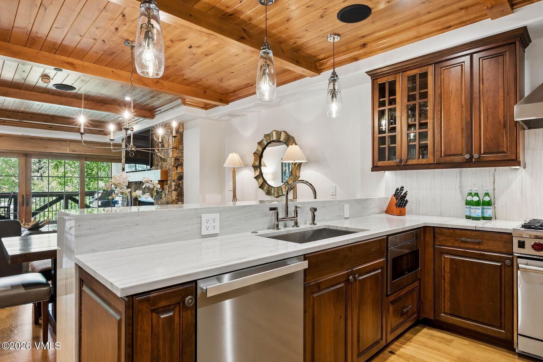 434 S Frontage Road E # 204