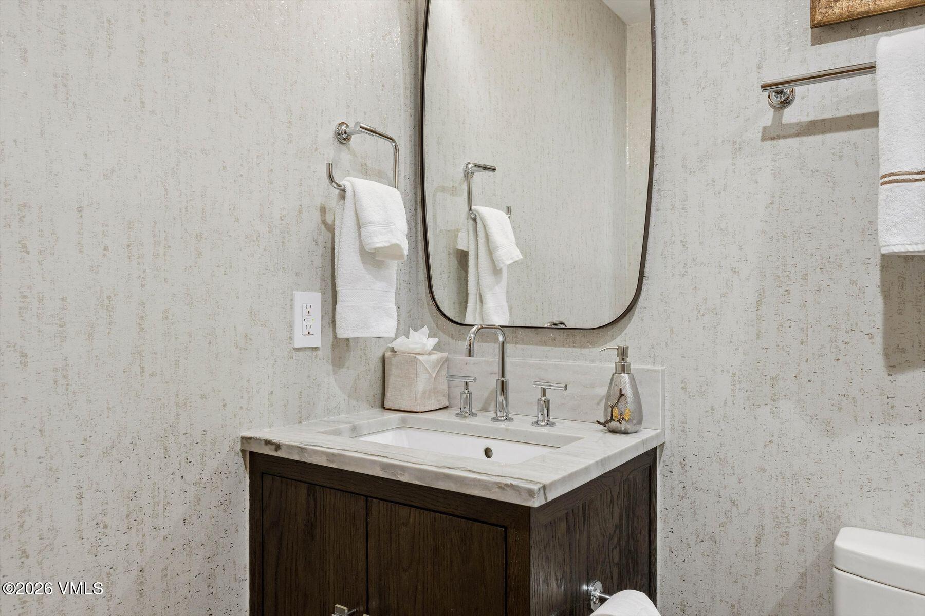 434 S Frontage Road E # 204