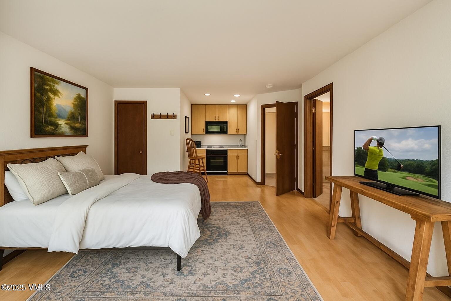 411 Eagle Drive 10