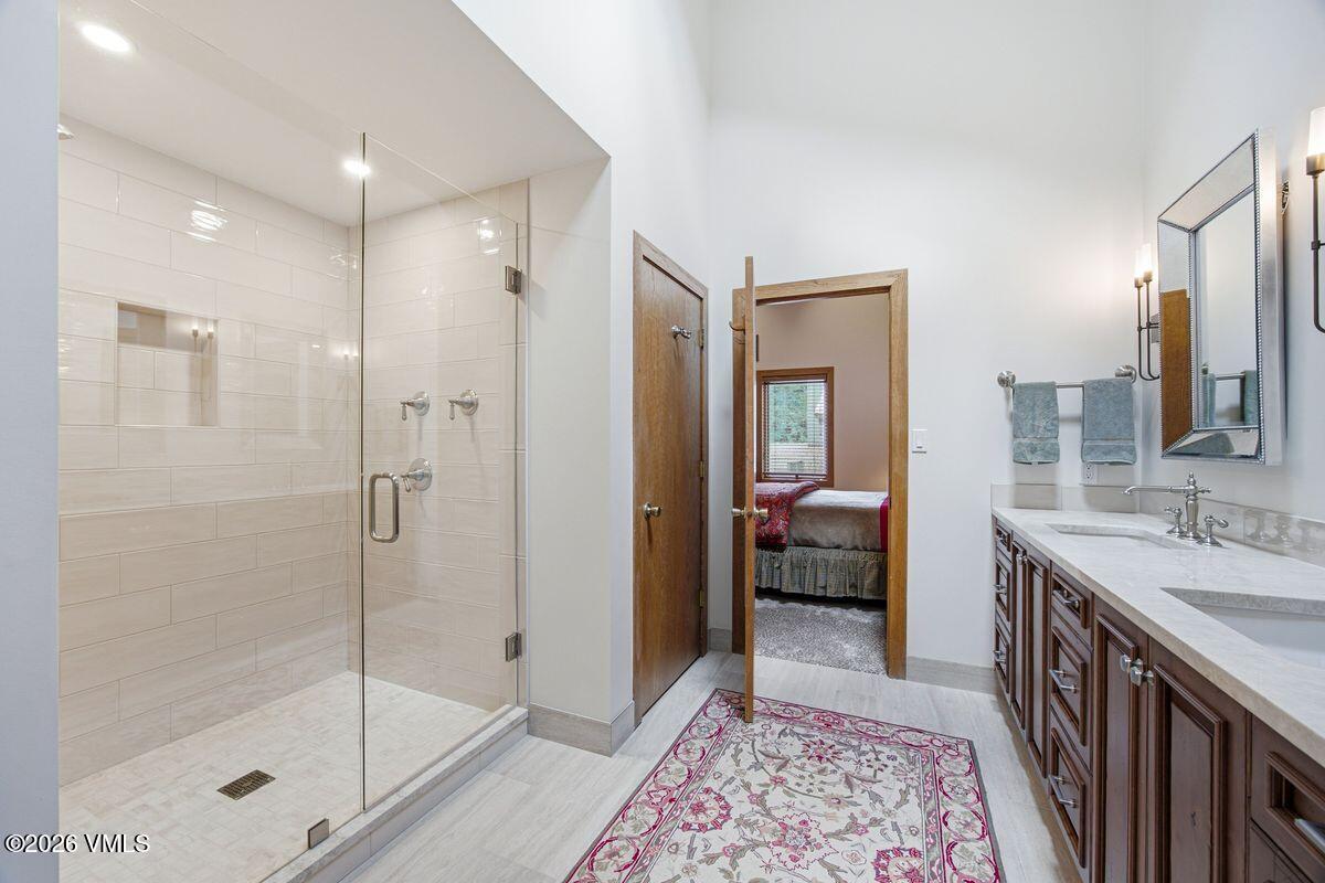 640 Stone Creek # B