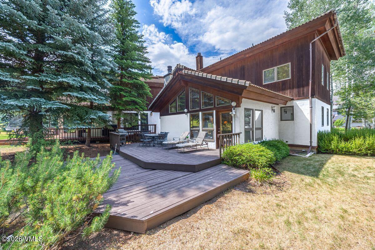 640 Stone Creek # B