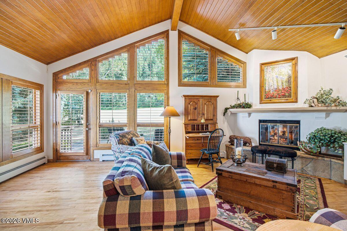 640 Stone Creek # B