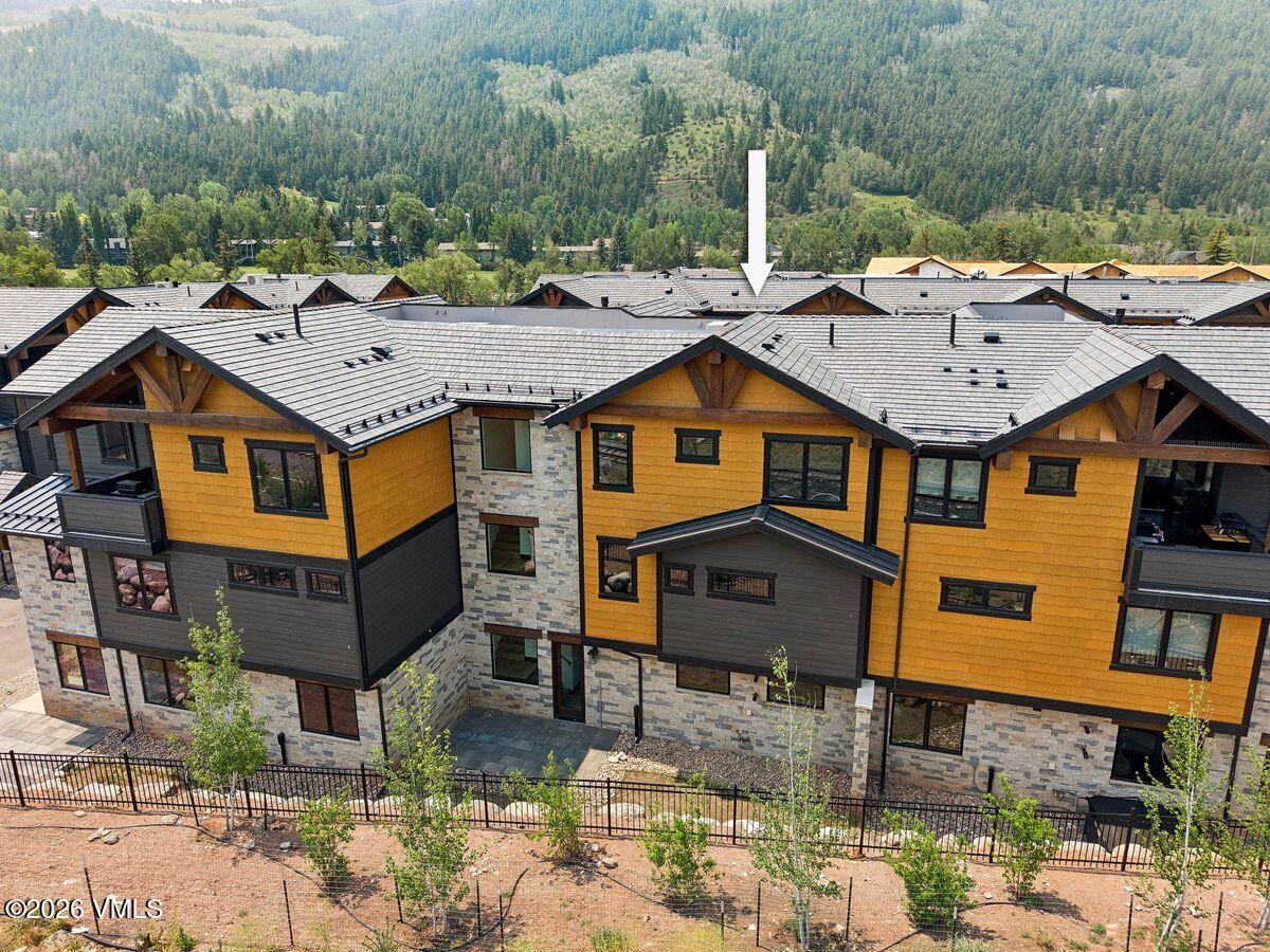 204 Goldfinch 1B