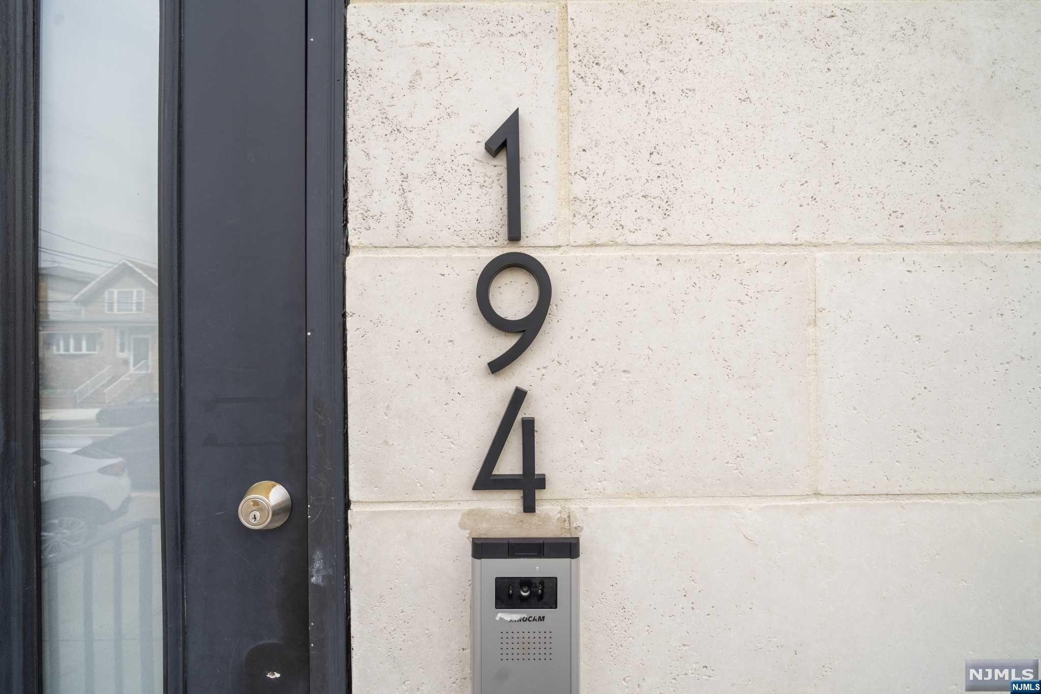 194 Cambridge Avenue 1