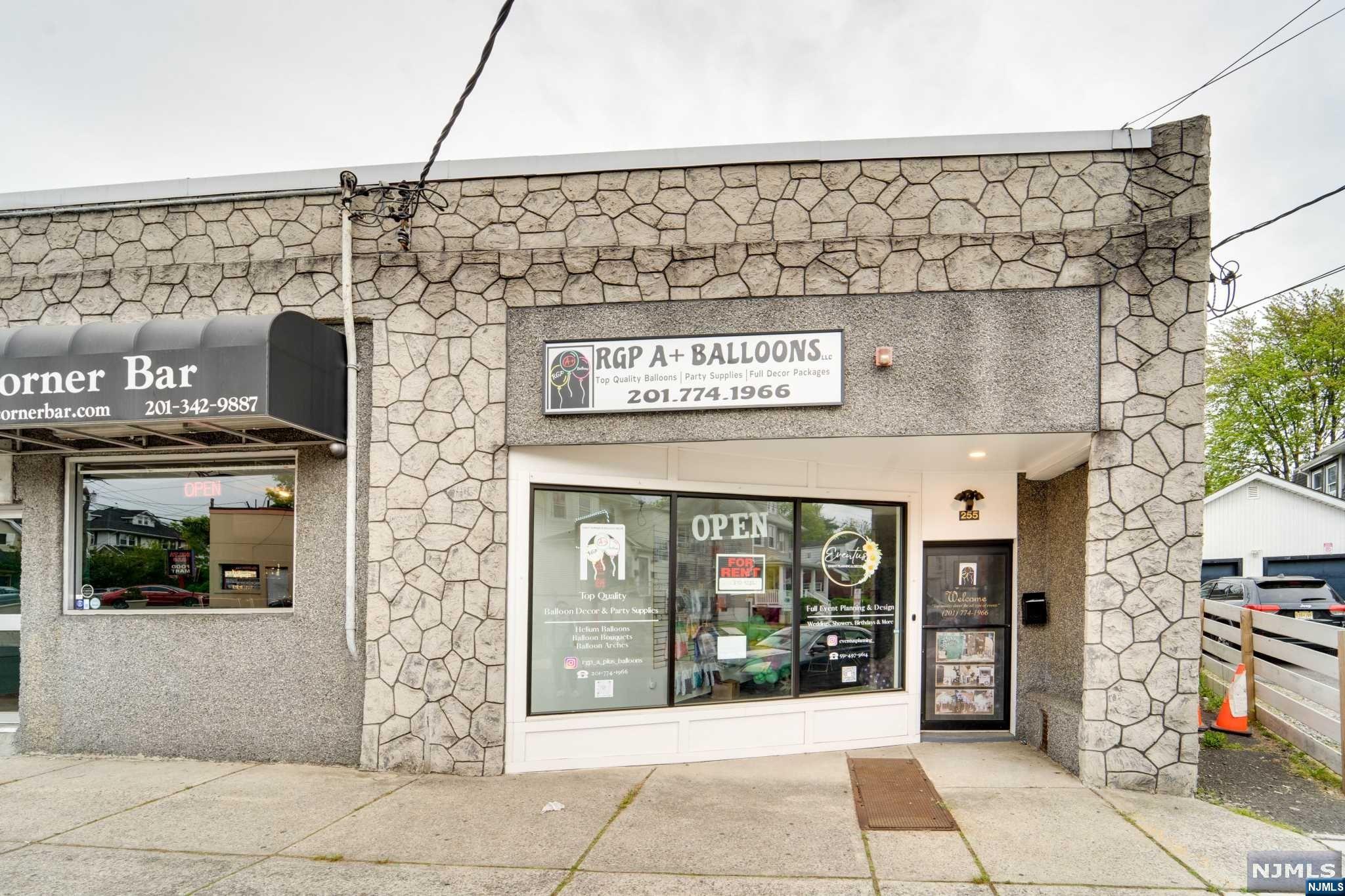 255 Queen Anne Road