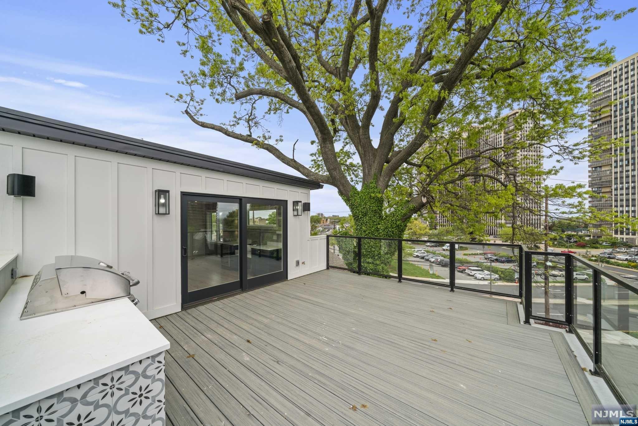 726 Palisade Avenue
