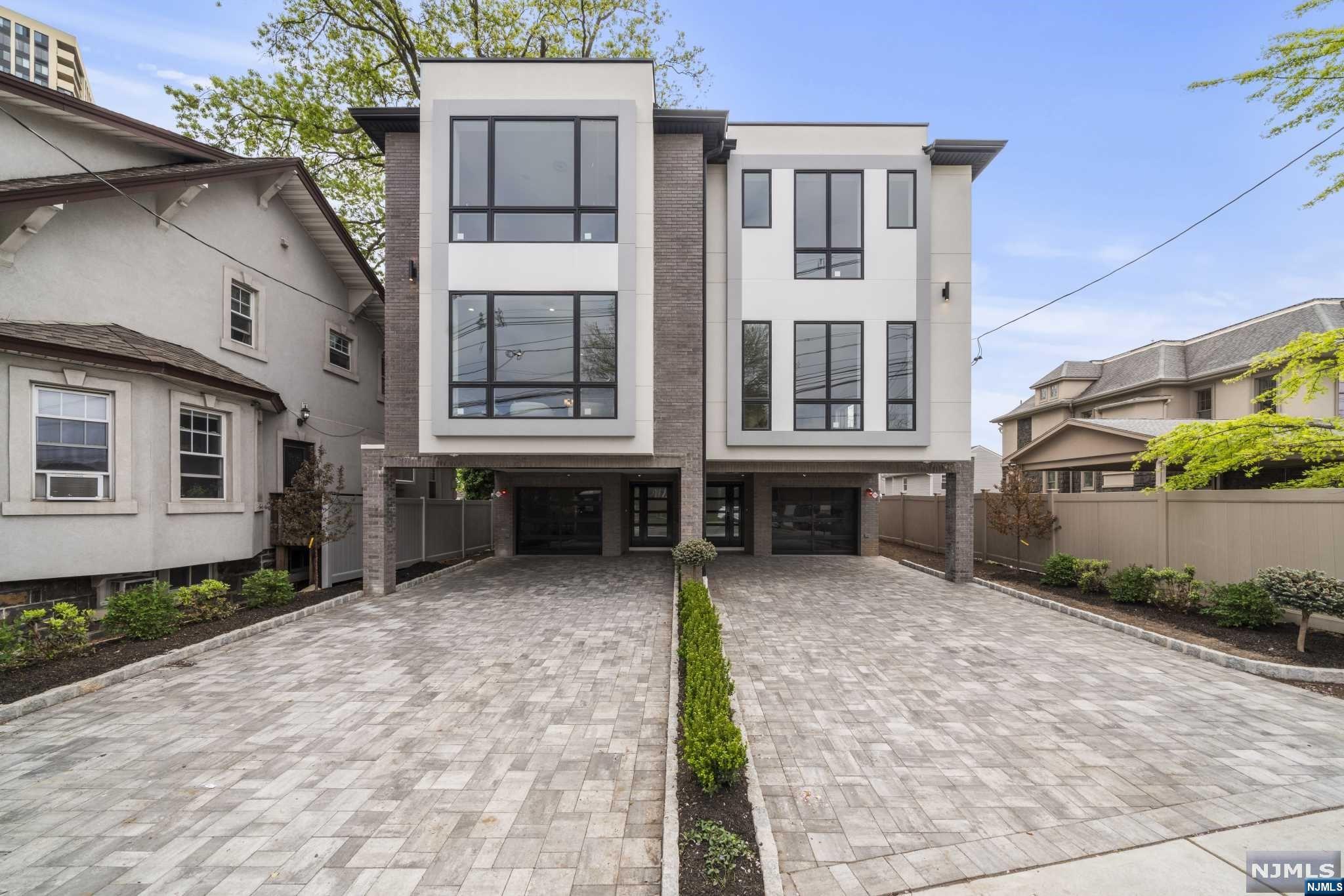 724 Palisade Avenue