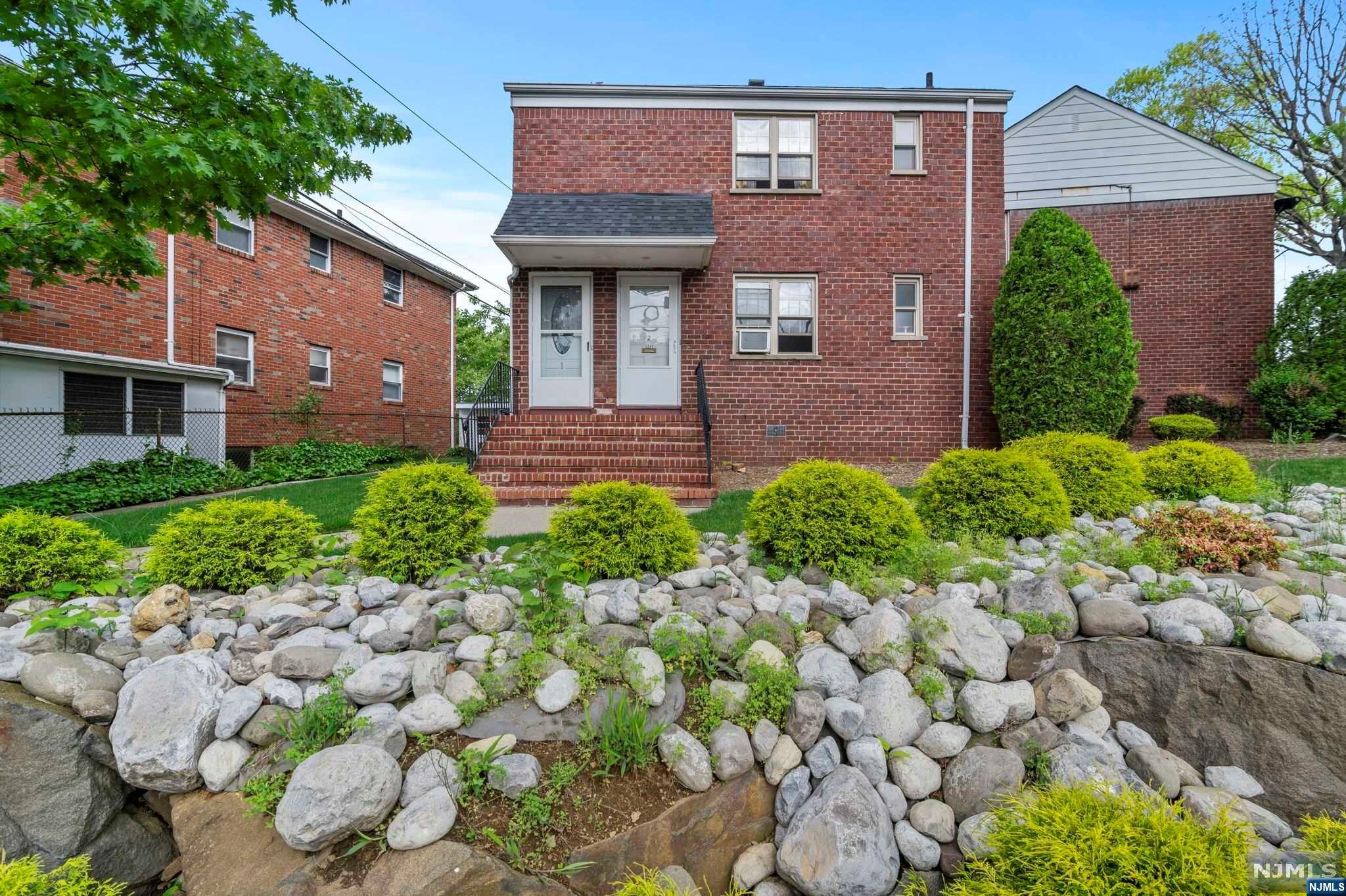1241 Anderson Avenue 2