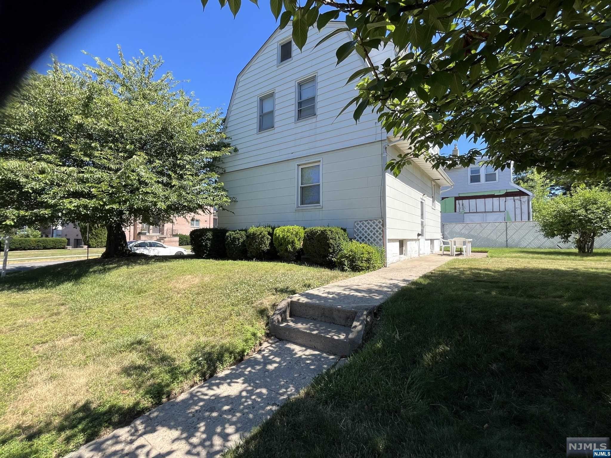 500 2nd Street