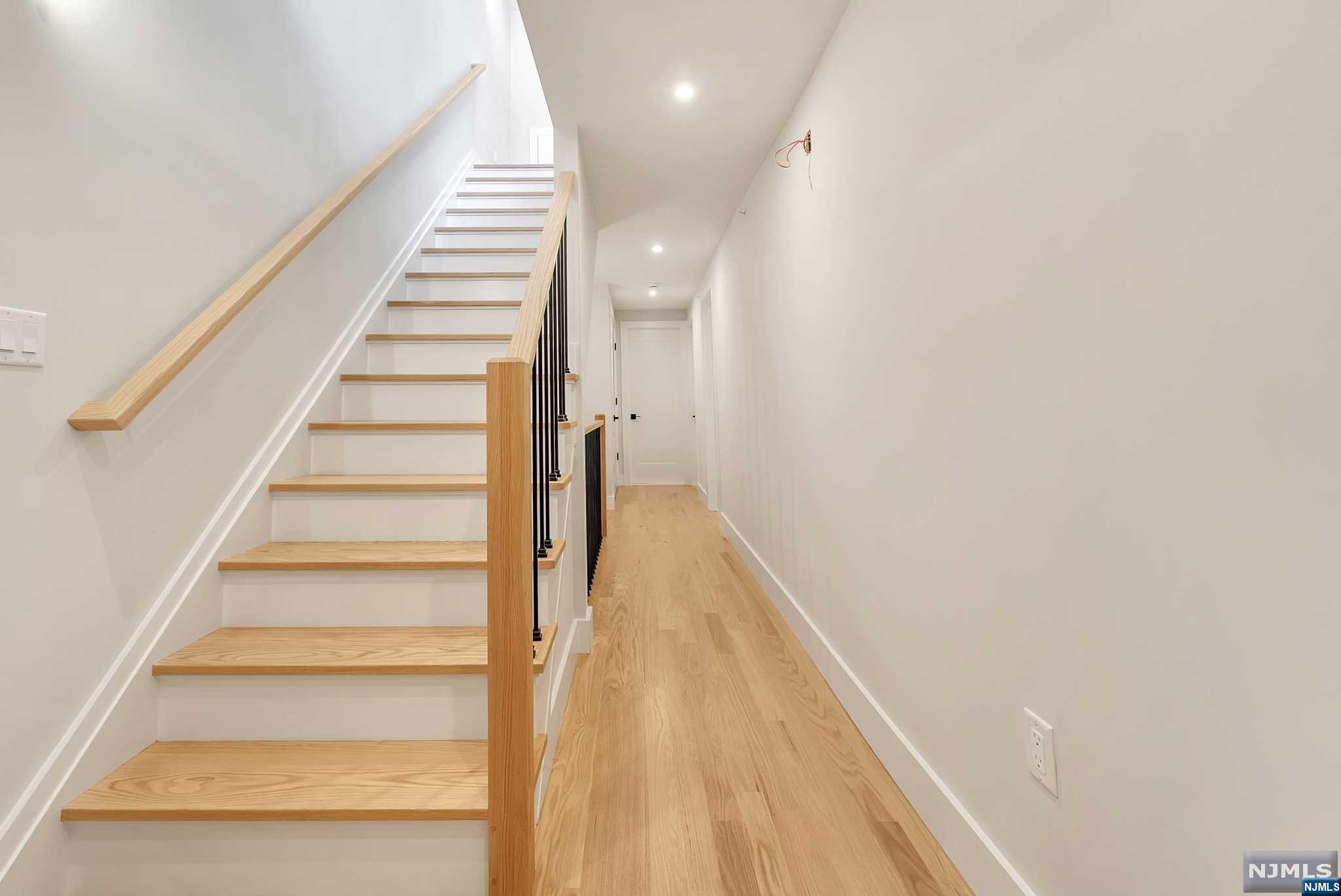 433 Catherine Street