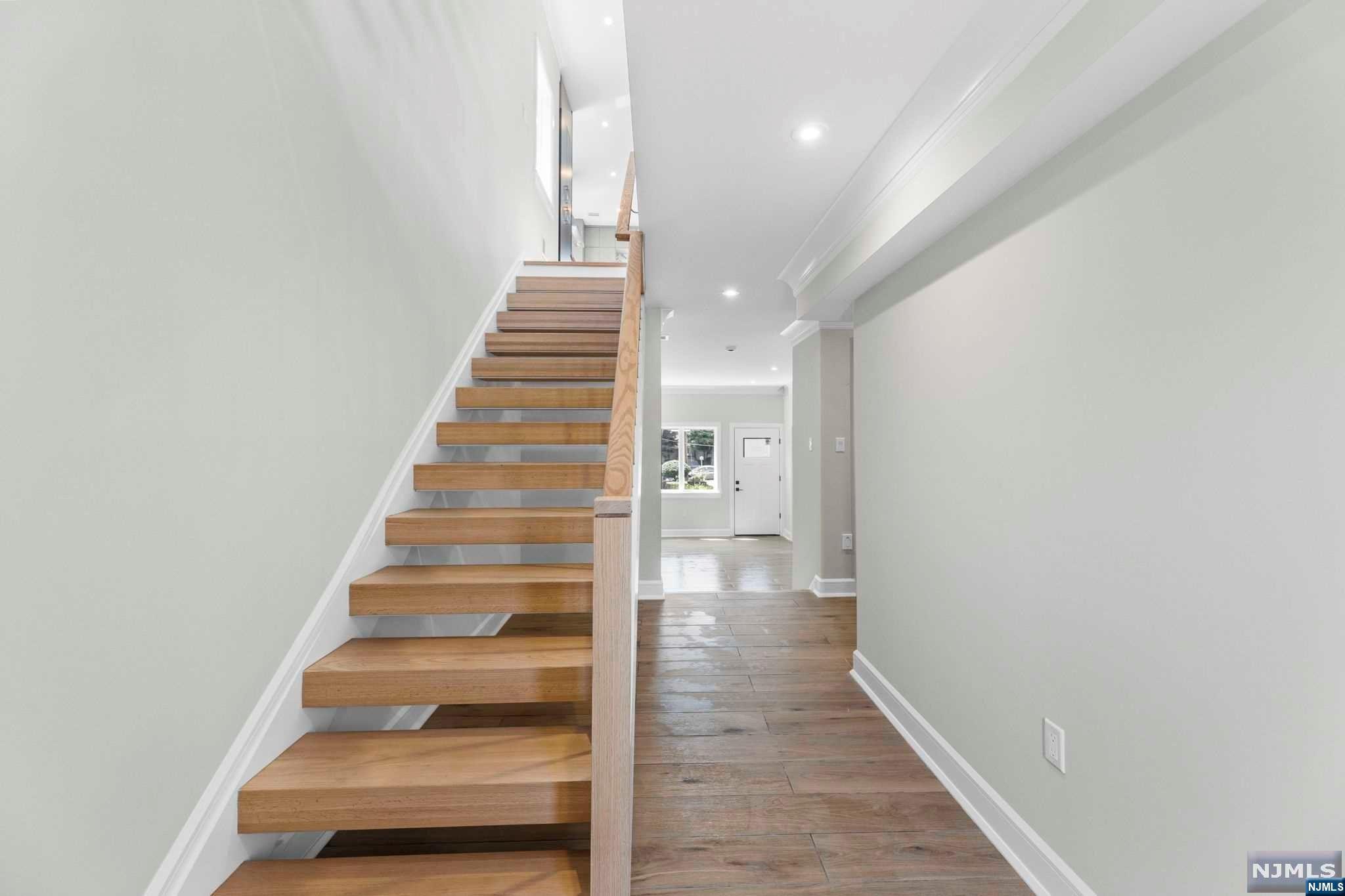 1135 Glen Road