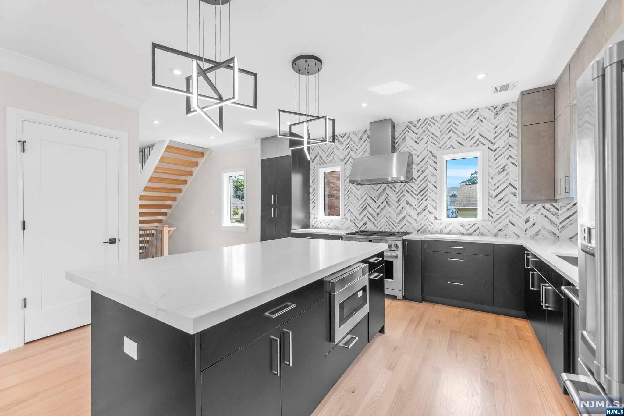 1135 Glen Road