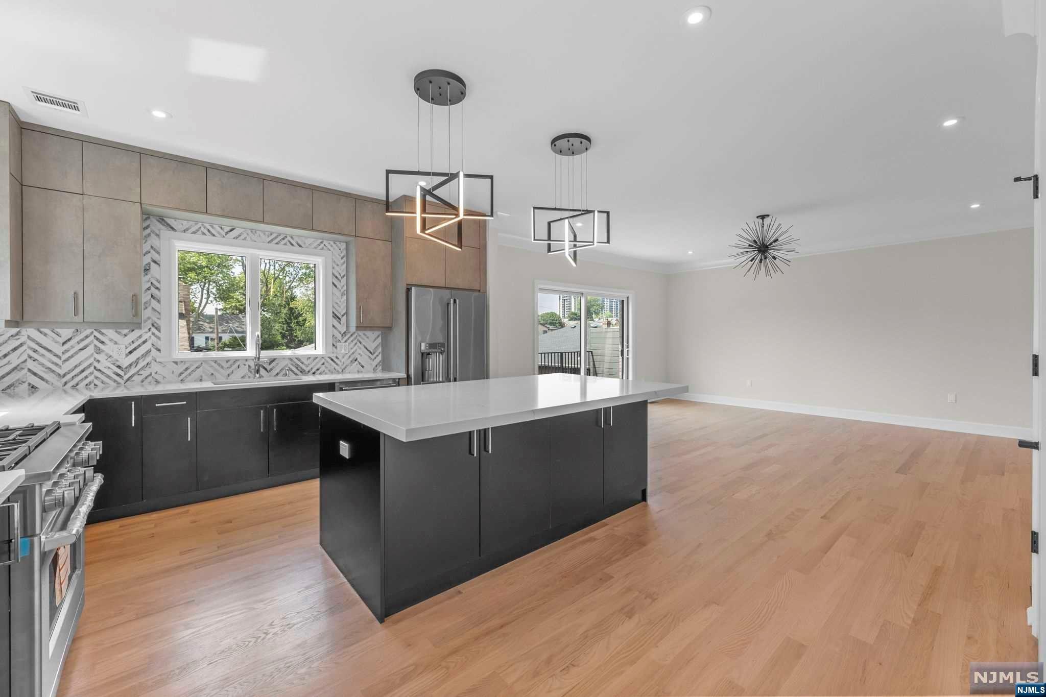 1135 Glen Road