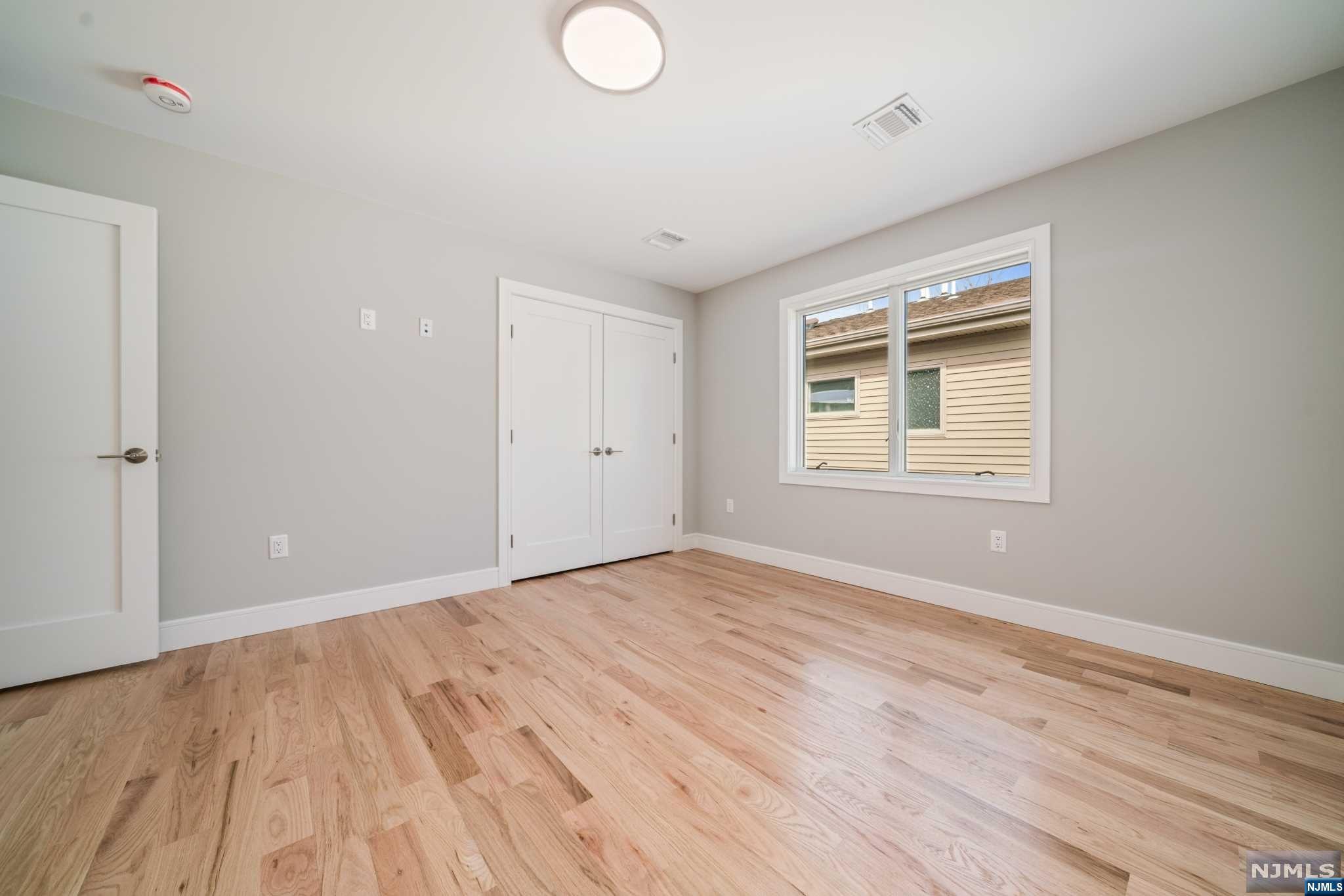 307 8th Street 2