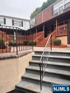 3600 Charles Court 20