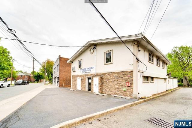 153 Fort Lee Road