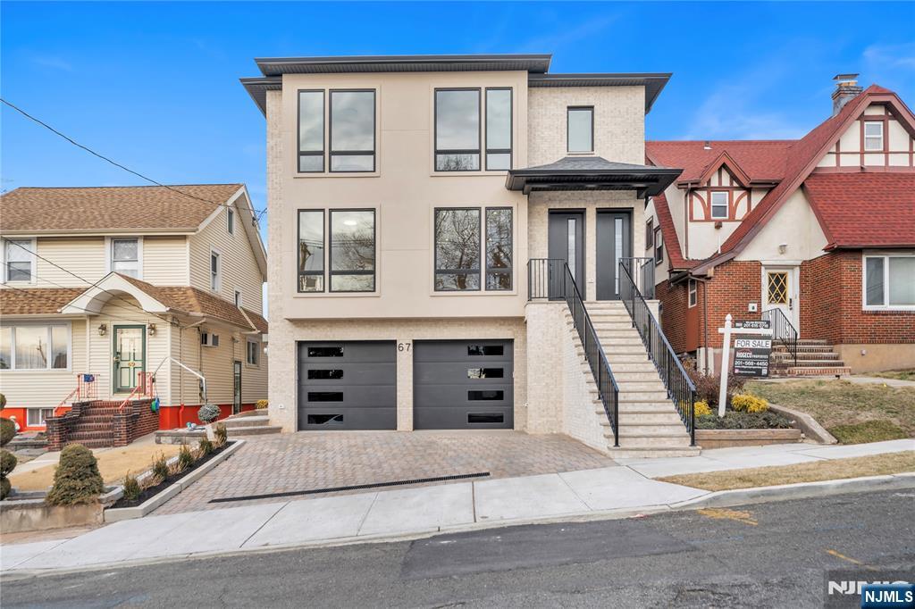 67 W Harwood Terrace