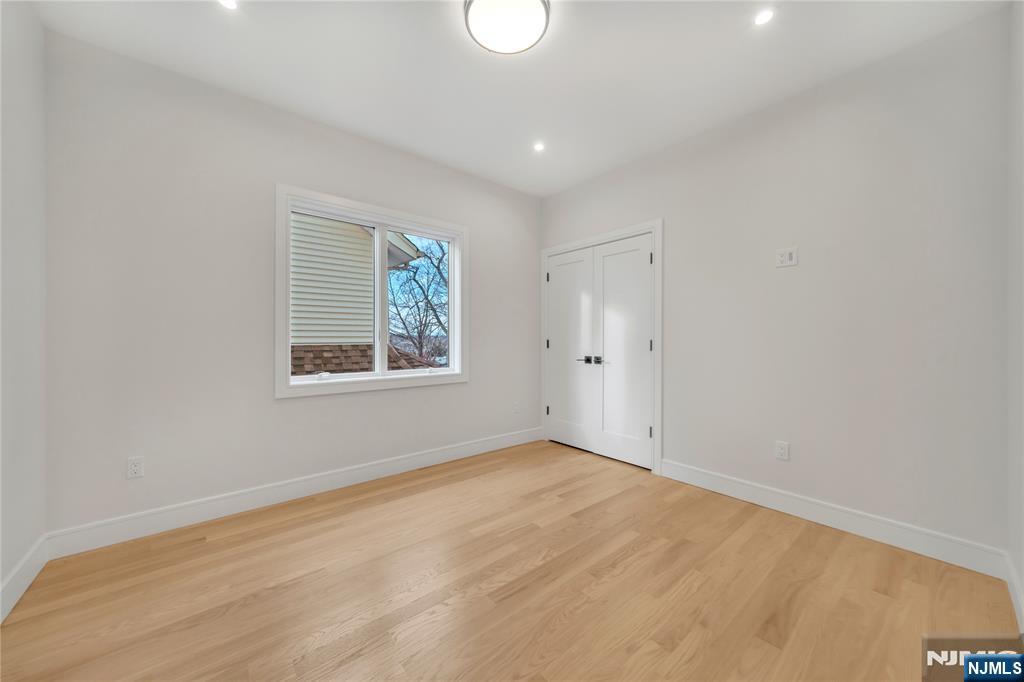 67 W Harwood Terrace
