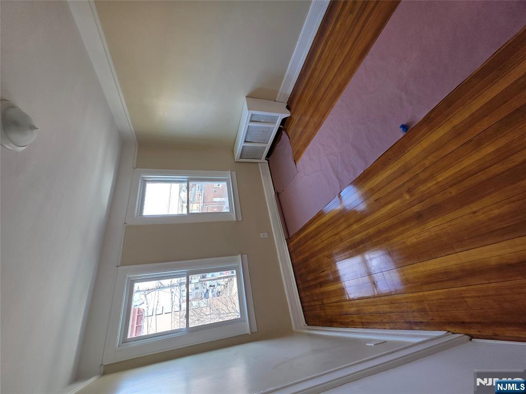 246 Walker Street 3