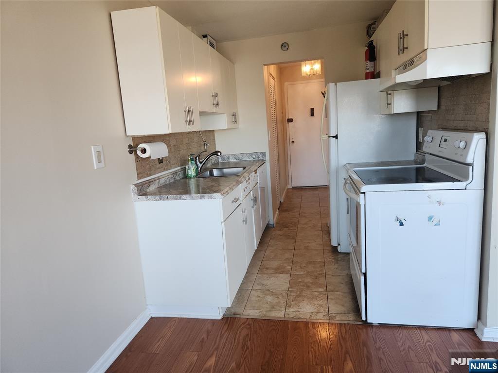 233 12th Street 4c
