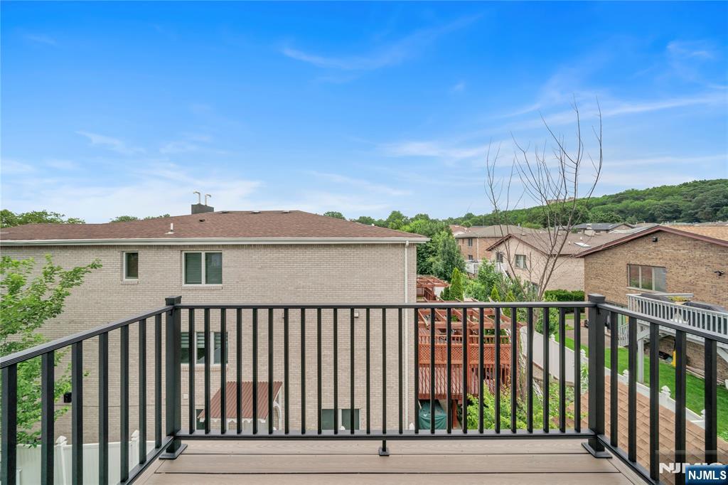 25 Edsall Boulevard
