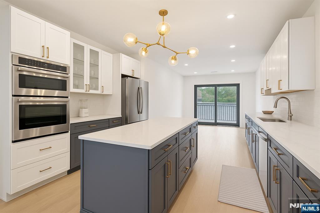 25 Edsall Boulevard