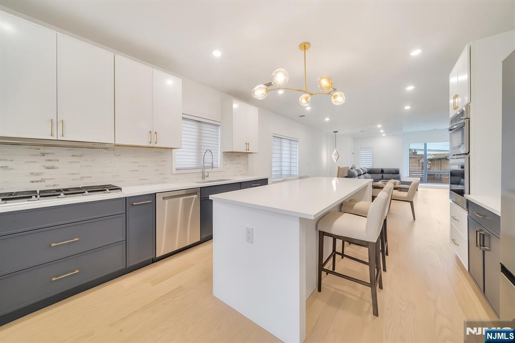 25 Edsall Boulevard