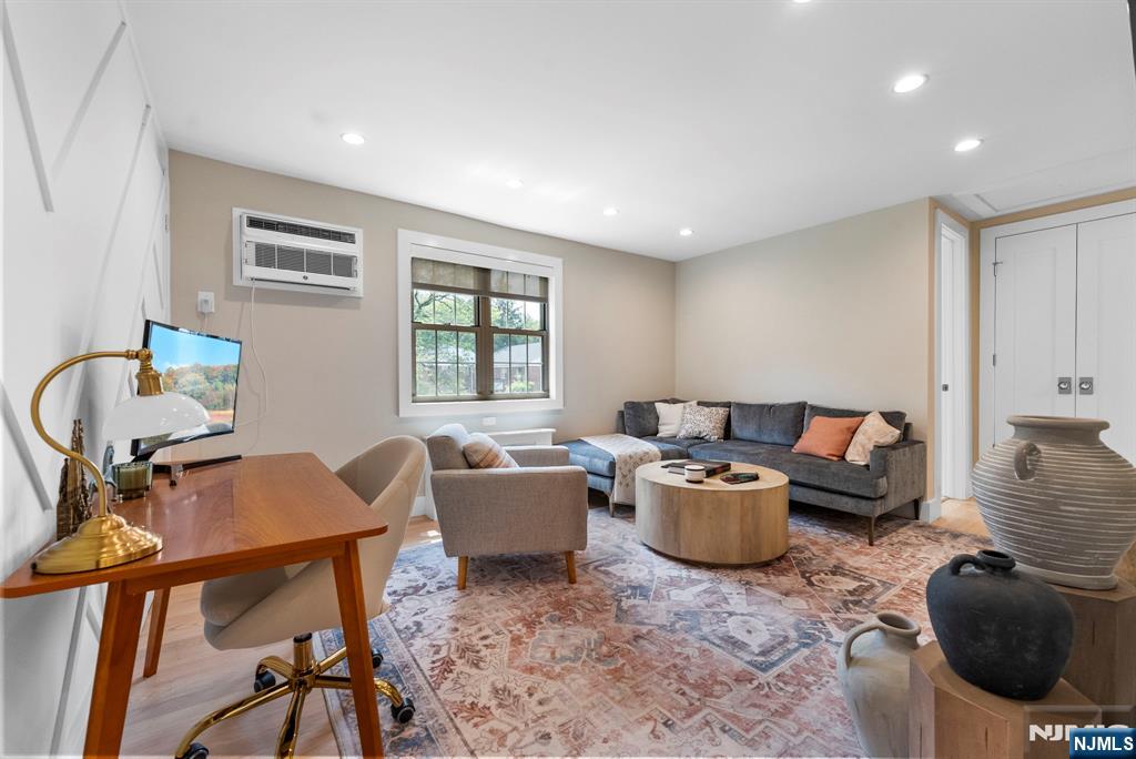 1255 Anderson Avenue 14