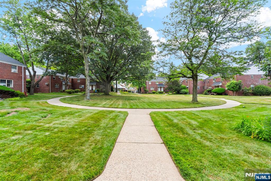 1255 Anderson Avenue 14