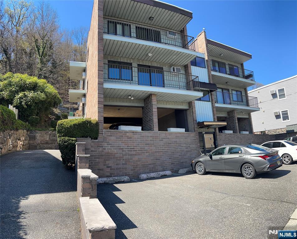 148 Undercliff Avenue GROUND
