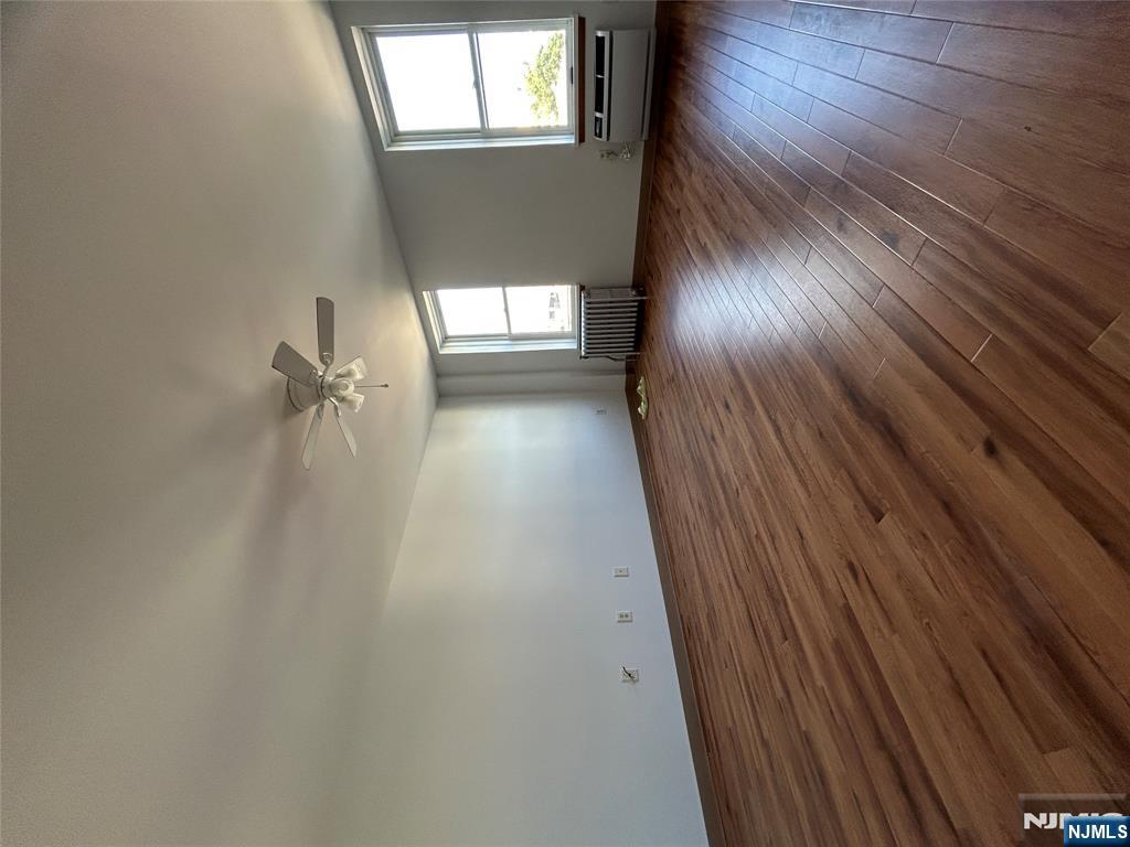 287 Lawton Avenue 11