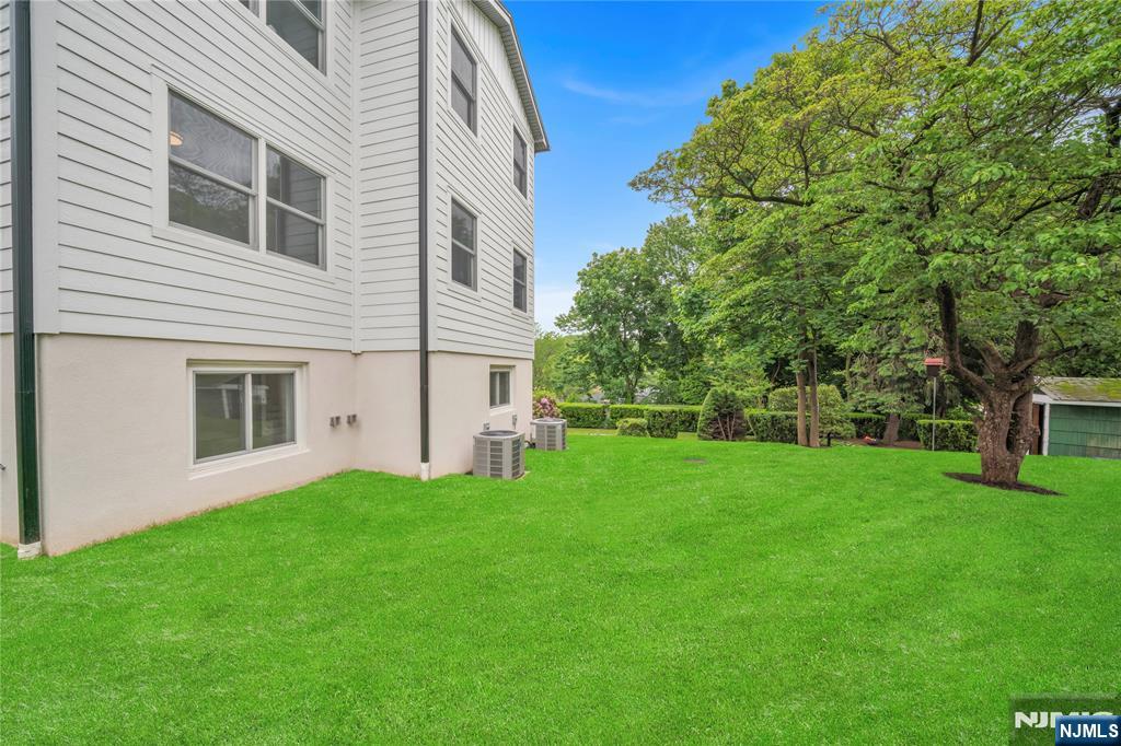 800 Pleasantview Terrace 2nd Floor