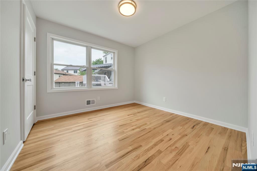 800 Pleasantview Terrace 2nd Floor