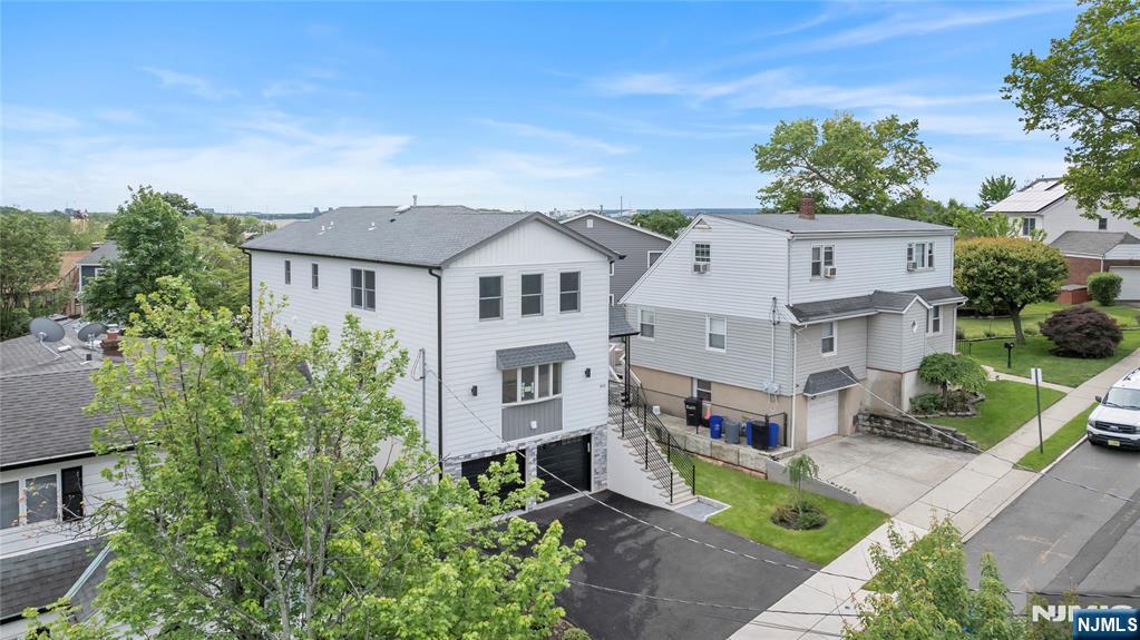 800 Pleasantview Terrace 2nd Floor