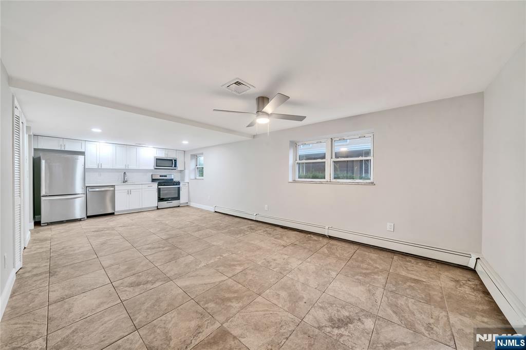 1027 Maple Avenue