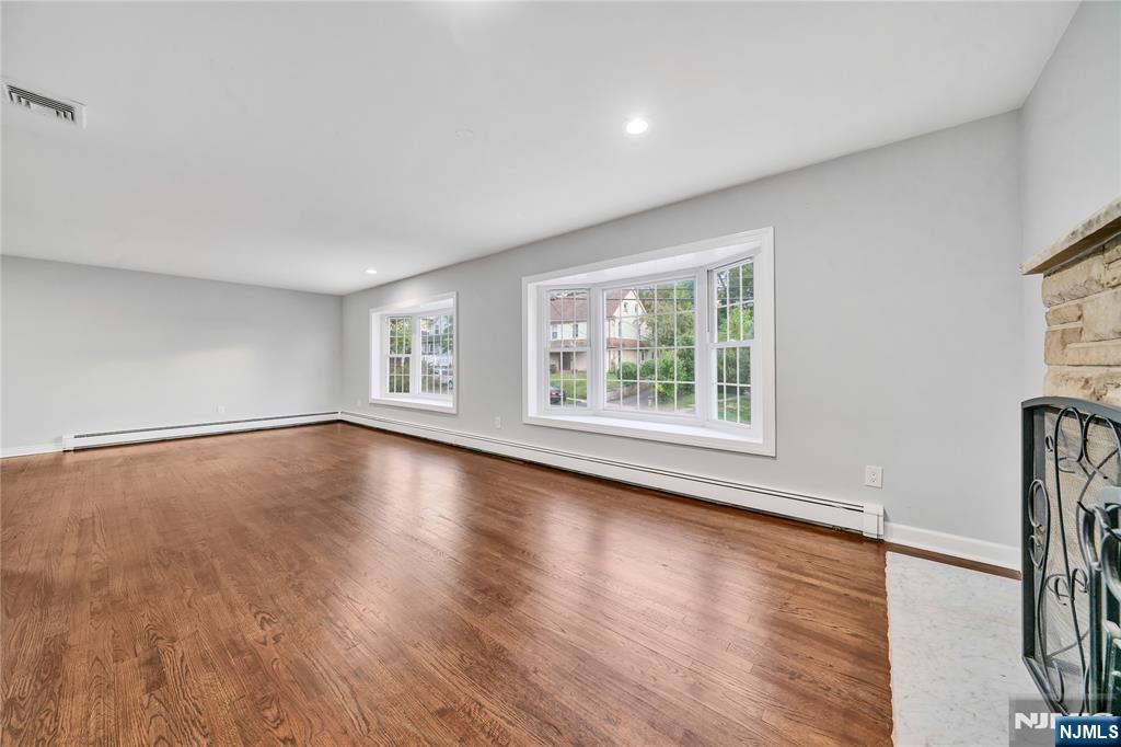 1027 Maple Avenue