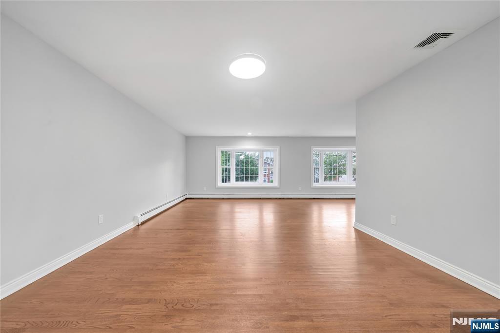1027 Maple Avenue